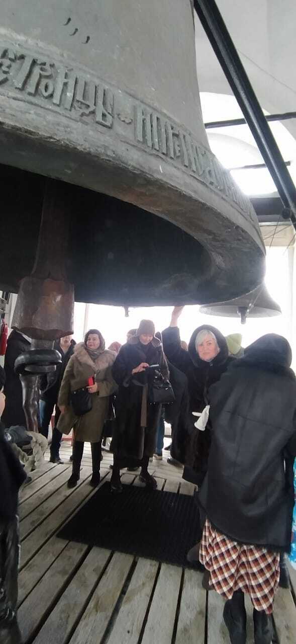 Была организована автобусная экскурсия в г. Сергиев Посад, столицу православия и один из восьми городов, входящих в туристический маршрут «Золотое кольцо России