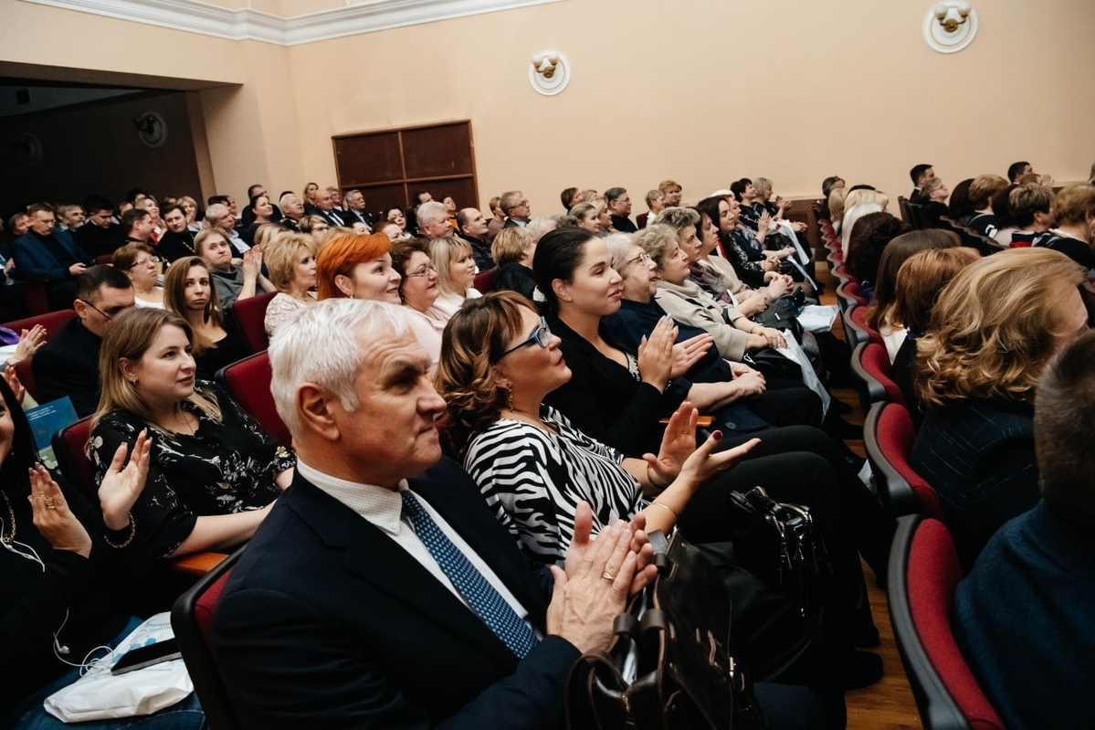 Профактивистов Пушкинской больницы отметили наградами в рамках 110-летия медучреждения