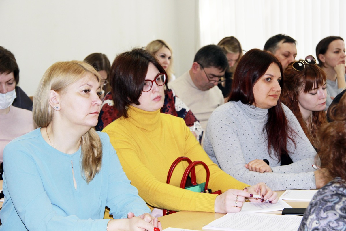 Сегодня Нина Владимировна открыла обучение профсоюзного актива