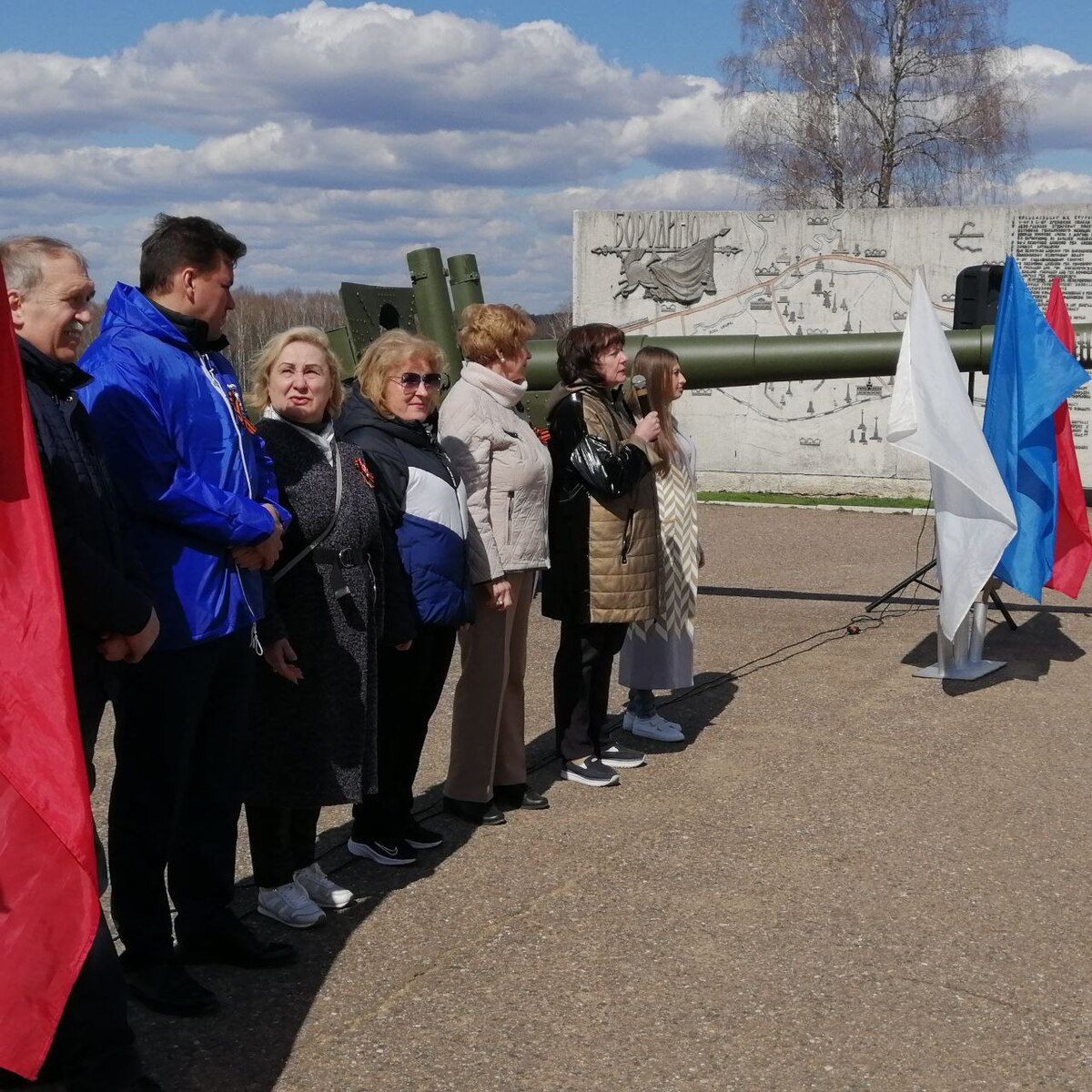 Профсоюз медработников здравоохранения принял участие в авто параде и митинге в честь Дня Весны и Труда.