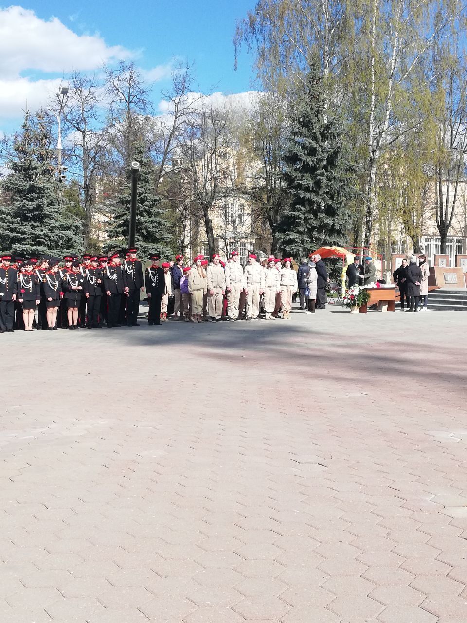 В эти дни члены Ногинской профсоюзной организации принимали участие в торжественных мероприятиях