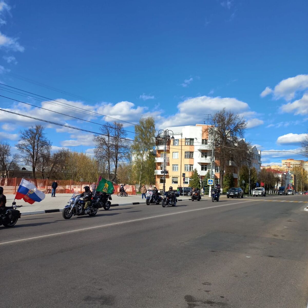В эти дни члены Ногинской профсоюзной организации принимали участие в торжественных мероприятиях