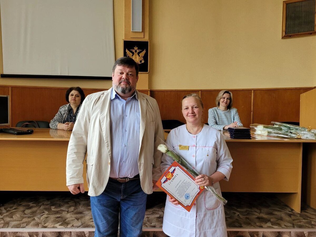 В Международный день медицинской сестры поздравили коллег с профессиональным праздником.