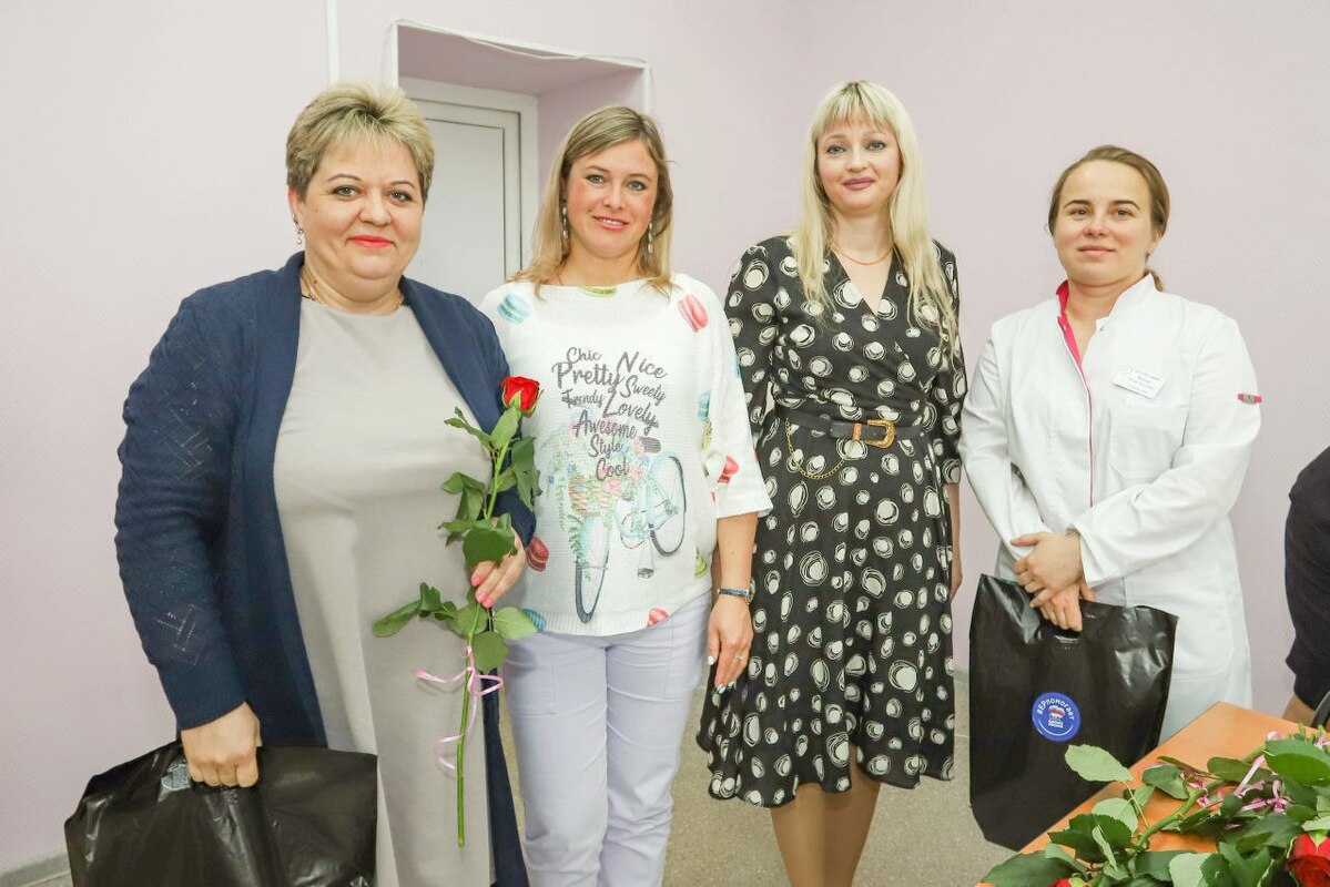 Медицинских сестер поздравили с профессиональным праздником