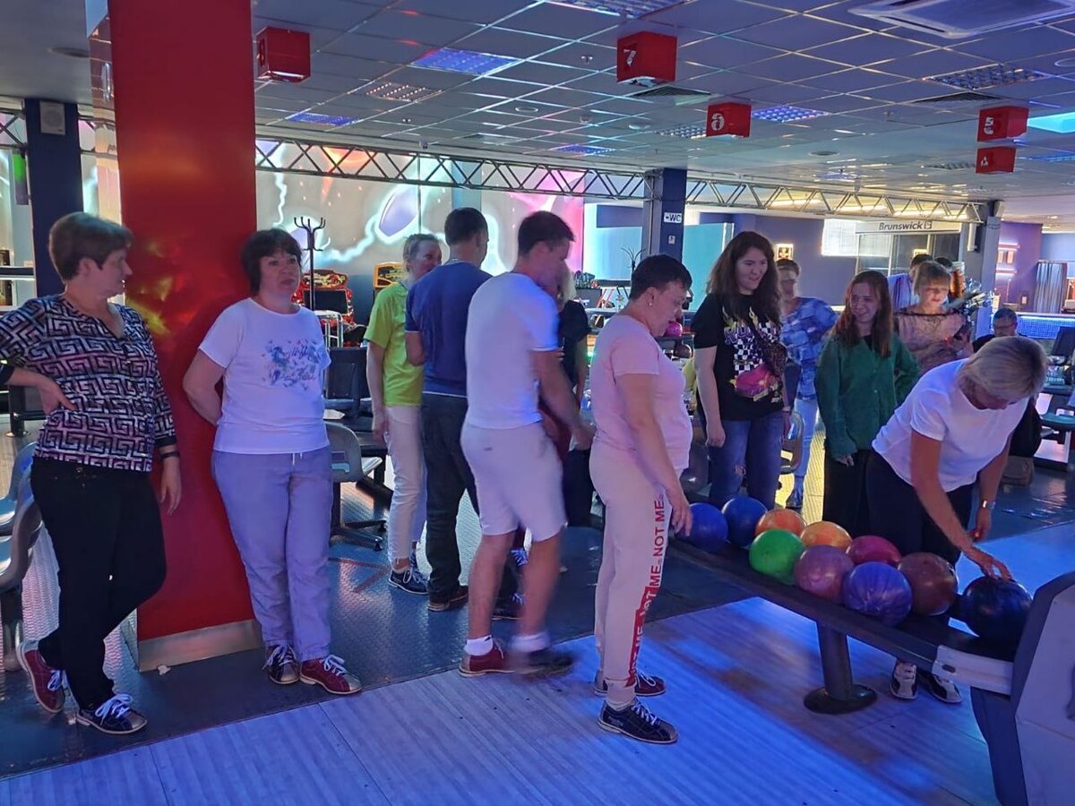 В Красногорске стартовал городской профсоюзный турнир по боулингу.